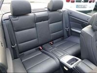 Gebraucht BMW 325 Cabriolet Sport Line 204 PS (150 kW) 2011 Schwarz Cabrio