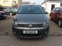 Gebraucht VW Touran Cup 105 PS (77 kW) 2015 Pepper grey metallic Van / Kleinbus