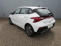 Neu Hyundai i20 Trend 101 PS (74 kW) 2025 Weiß Limousine
