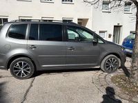 Gebraucht VW Touran 105 PS (77 kW) 2014 Grau Van / Kleinbus