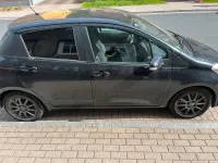 Gebraucht Toyota Yaris 72 PS (52 kW) 2014 Schwarz Kleinwagen