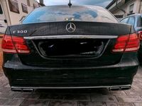 Gebraucht Mercedes E300 211 PS (155 kW) 2014 Schwarz Limousine