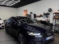 Gebraucht Audi A6 Ambiente 218 PS (160 kW) 2018 Blau Limousine