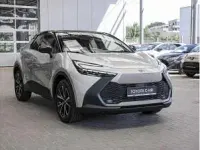 Neu Toyota C-HR 223 PS (164 kW) 2025 Silber (silber metallic) SUV