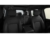Neu Land Rover Defender HSE Dynamic 349 PS (256 kW) 2026 Woolstone green SUV