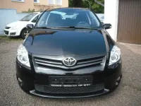 Gebraucht Toyota Auris Executive 132 PS (97 kW) 2011 Schwarz Kleinwagen