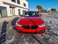 Gebraucht BMW 330 Sport Line 252 PS (185 kW) 2019 Melbournerot metallic Kombi