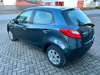 Occasion Mazda 2 Independence 86 ch (63 kW) 2010 Gris Berline