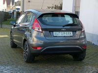 Gebraucht Ford Fiesta 82 PS (60 kW) 2016 Grau Kleinwagen