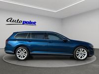 Gebraucht VW Passat Elegance 200 PS (147 kW) 2023 Blau Kombi