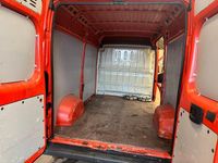 Gebraucht Fiat Ducato 130 PS (95 kW) 2013 Rot Van