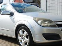 Gebraucht Opel Astra 105 PS (77 kW) 2006 Silber Kombi