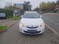 Gebraucht Opel Astra Design Edition 87 PS (63 kW) 2012 Weiß Limousine