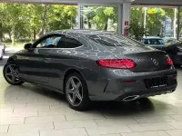 Gebraucht Mercedes C200 AMG line 184 PS (135 kW) 2017 Selenitgrau  metalliclack Coupé