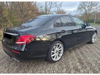 Gebraucht Mercedes E350 AMG line 314 PS (230 kW) 2019 Schwarz Limousine