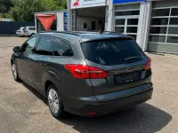 Gebraucht Ford Focus Business Edition 125 PS (91 kW) 2017 Grau Limousine