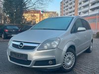 Gebraucht Opel Zafira 140 PS (102 kW) 2007 Grau Van / Kleinbus