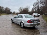 Gebraucht Mercedes E200 Elegance 184 PS (135 kW) 2006 Silber Limousine