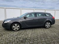 Gebraucht Opel Insignia Sport 160 PS (117 kW) 2013 Grau Kombi