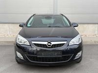 Gebraucht Opel Astra 110 PS (80 kW) 2011 Saphirschwarz mineraleffekt Kombi