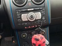 Gebraucht Nissan Qashqai 144 PS (105 kW) 2007 Rot SUV