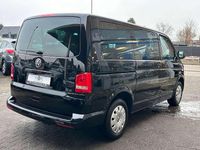 Second-hand VW T5 140 CP (102 kW) 2012 Negru Van