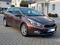 Gebraucht Kia Ceed 128 PS (94 kW) 2014 Braun Kleinwagen