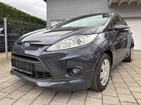 Gebraucht Ford Fiesta Titanium 82 PS (60 kW) 2011 Blau Kleinwagen