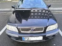 Gebraucht Volvo V40 122 PS (89 kW) 2001 Schwarz Kombi