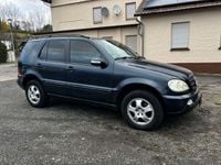 Gebraucht Mercedes ML270 163 PS (119 kW) 2003 Schwarz SUV