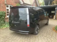 Gebraucht Hyundai Staria Signature 224 PS (164 kW) 2025 Schwarz Van / Kleinbus