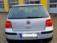 Gebraucht VW Golf IV 75 PS (55 kW) 1998 Silber Kleinwagen