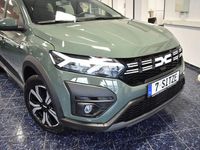 Gebraucht Dacia Jogger Expression 141 PS (103 kW) 2023 Moton lichen kaki Van / Kleinbus