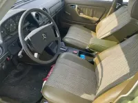 Gebraucht Mercedes 300 80 PS (58 kW) 1979 Grün metallic Limousine