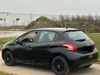 Gebraucht Peugeot 208 82 PS (60 kW) 2012 Schwarz Kleinwagen