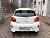 Gebraucht Mitsubishi Space Star 71 PS (52 kW) 2023 Weiß Kleinwagen