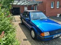 Gebraucht Ford Escort Cabriolet 106 PS (77 kW) 1984 Blau Cabrio