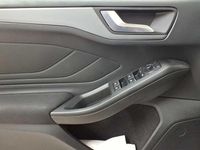 Gebraucht Ford Focus Cool & Connect 120 PS (88 kW) 2023 Frozen white Kombi