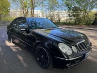 Gebraucht Mercedes E280 231 PS (169 kW) 2005 Schwarz Limousine