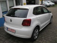 Gebraucht VW Polo Match 60 PS (44 kW) 2012 Weiß Kleinwagen