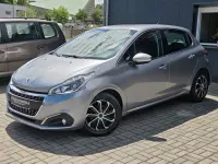 Gebraucht Peugeot 208 Active 110 PS (80 kW) 2019 Grau Kleinwagen