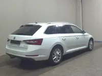 Gebraucht Skoda Superb Style 150 PS (110 kW) 2017 Laser weiss Kombi