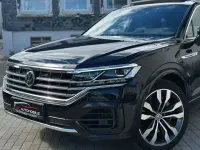 Gebraucht VW Touareg Elegance 422 PS (310 kW) 2019 Deep black perleffekt SUV