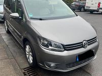 Gebraucht VW Touran 140 PS (102 kW) 2011 Grau Van / Kleinbus