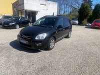 Gebraucht Kia Carens LX 144 PS (105 kW) 2007 Schwarz Van / Kleinbus