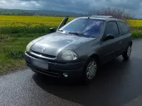 Gebraucht Renault Clio 58 PS (42 kW) 1999 Grau Kleinwagen