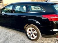 Gebraucht Ford Focus Titanium 125 PS (91 kW) 2015 Schwarz Kombi