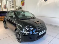Gebraucht Fiat 500e La Prima 86 kW (118 PS) 2023 Onyx schwarz Kleinwagen