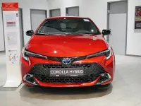 Neu Toyota Corolla 180 PS (132 kW) 2025 Rot Limousine