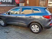 Gebraucht Renault Kadjar Life 131 PS (96 kW) 2017 Grau SUV